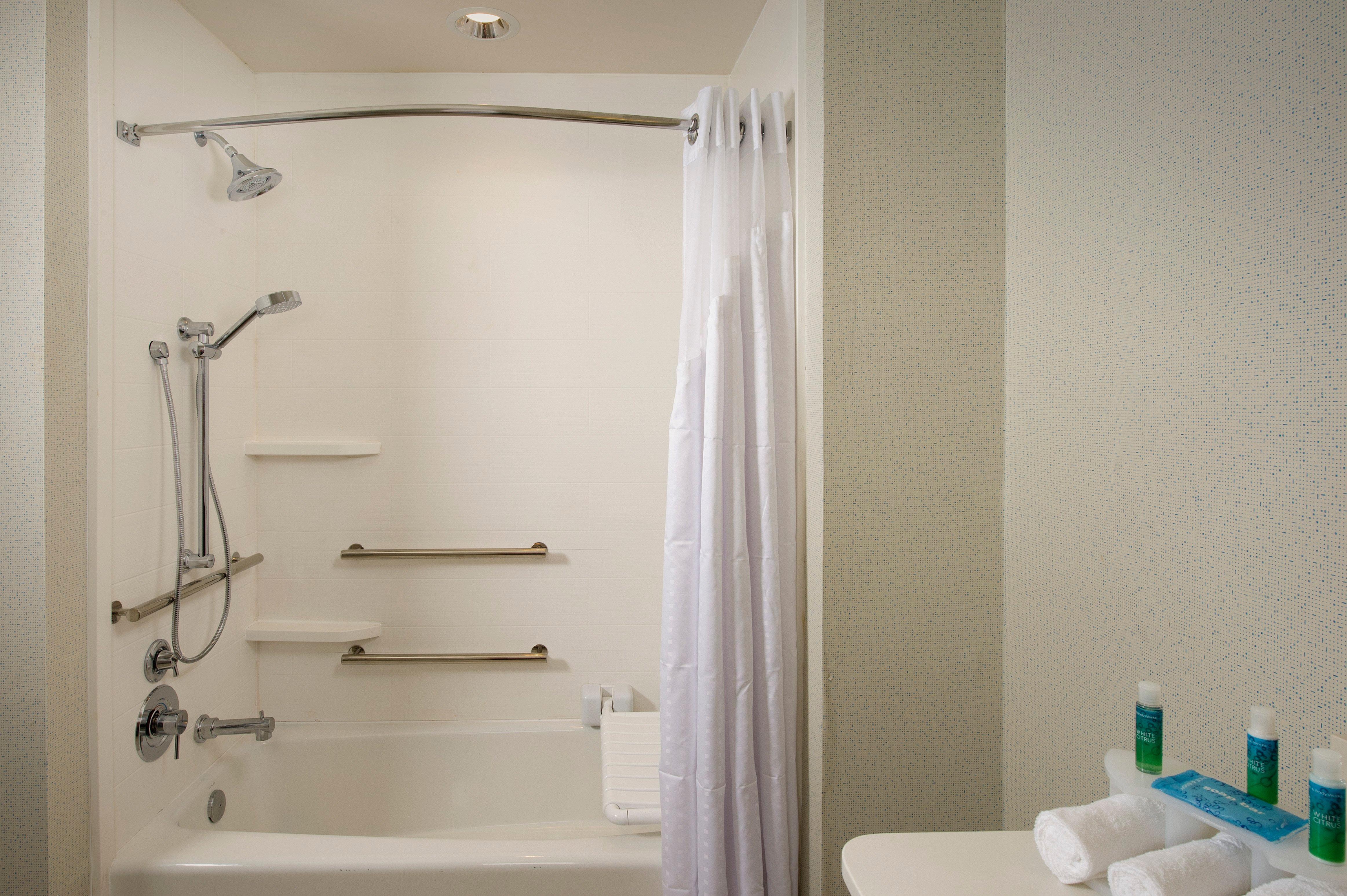 Holiday Inn Express & Suites Bay City By Ihg Экстерьер фото
